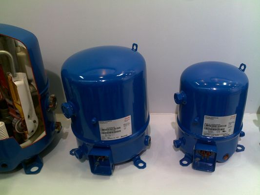 خرید کمپرسور چرخدار پنتاژ بازتابی مدل Maneurop HCM120T4LP6 10HP 99390BTU online manufacture