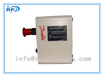 خرید KP1 Series Refrigeration Compressor Parts Low pressure control , 8-32 bar range online manufacture